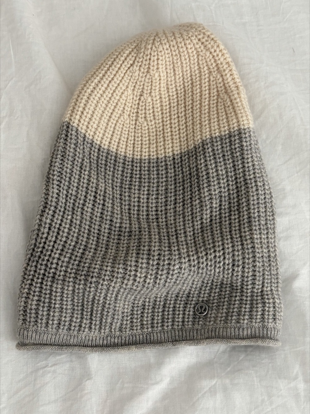 lululemon Cold Pursuit Knit Beanie Gray & Beige M3